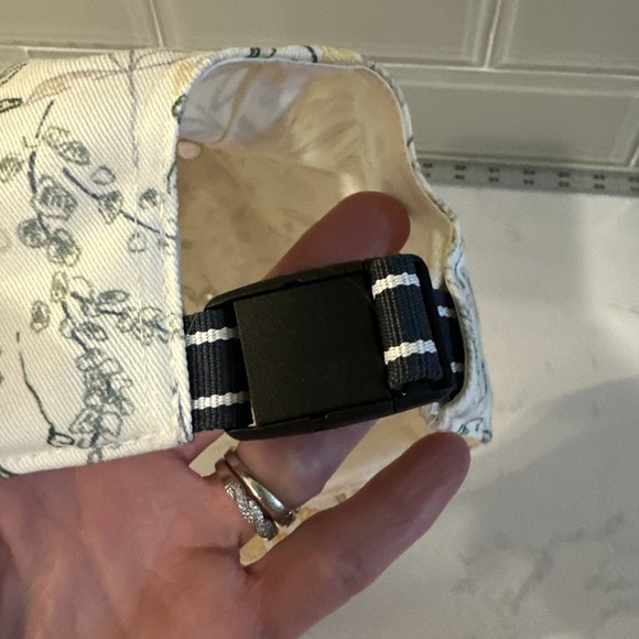 LL Bean Hat Snapback Baseball Cap Adult White Green Tribal Hiking Outdoor Unisex - Picture 5 of 9